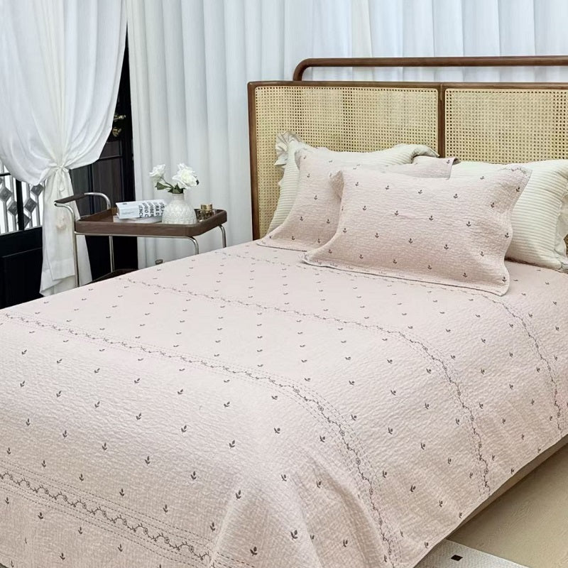 Premium 100% Cotton Bed Cover: Featuring Delicate Rice Grain Embroidery for a Modern Minimalist Touch