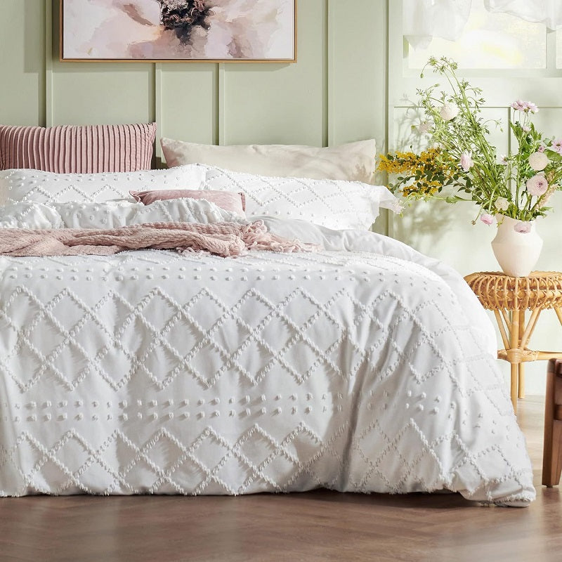 3-Piece Shabby Chic Boho Bedding Set - Tufted Embroidery Design, Modern Farmhouse Style Textured Comforter Cover