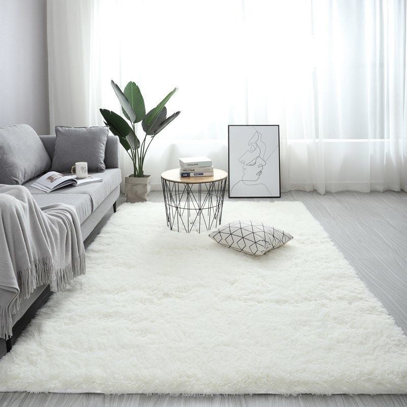 Luxury Faux Fur Shaggy Rug - Cloud-Like Softness Bedside Carpet - Minimalist Nordic Style Home Decor for a Cozy Bedroom & Living Space