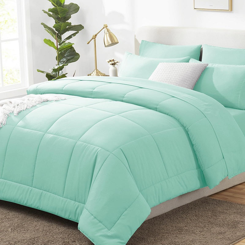 Luxury 3-Piece Comforter Set - Ultra-Soft Microfiber Bedding with 2 Matching Shams, Minimalist Design for All-Season Comfort
